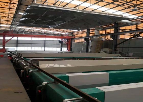 ราคาดี 2000T / M โปรไฟล์อลูมิเนียม Anodizing สายการผลิตสําหรับหน้าต่าง ออนไลน์