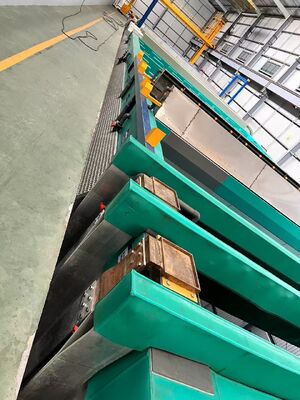 ราคาดี 750T / M ความจุเส้น anodizing ทิศทางที่มีความยาวโปรไฟล์สูงสุด 6500mm และความหนาของหนัง 10-12μm ออนไลน์